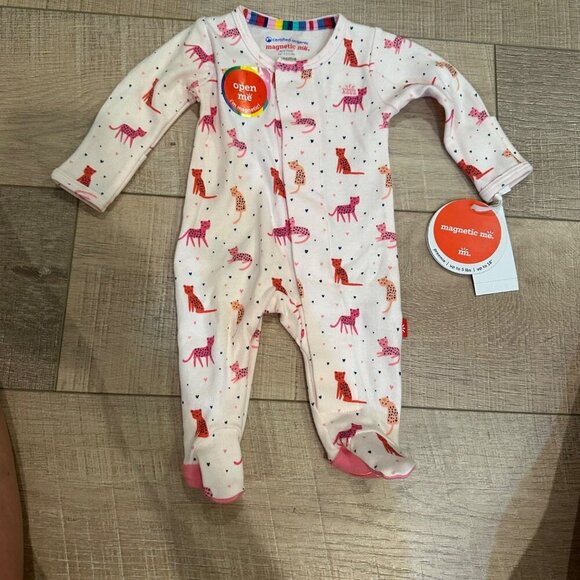 MAGNETIC ME GIRLS PINK CHEETAH SLEEPER PREEMIE NEW - Picture 1 of 9